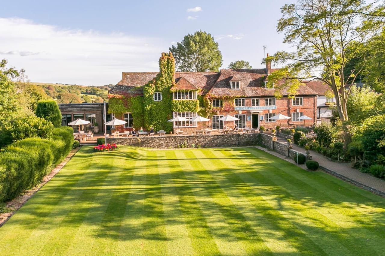 The Alfriston Hotel Bagian luar foto